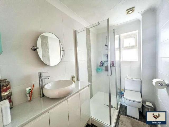House for sale in Weir Quay, Devon