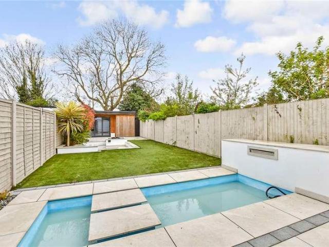 House for sale in St Nicholas-at-Wade, Acol