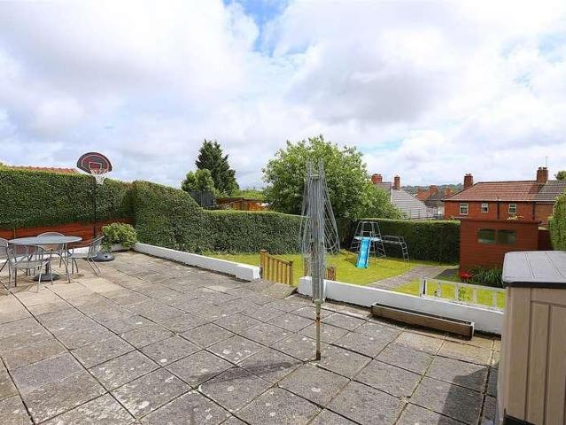 House for sale in Feckenham, City Of Bristol