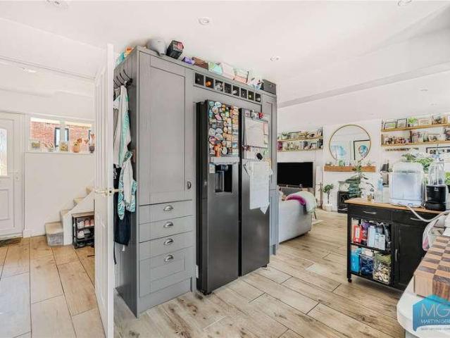 House for sale in Finchley, Greater London