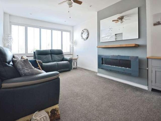 House for sale in Felixstowe, Eastbridge
