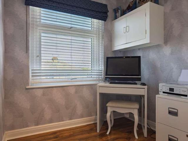 House for sale in Brighouse, Slead Syke