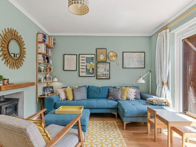 House for sale in London Borough of Lewisham, Forest Hill