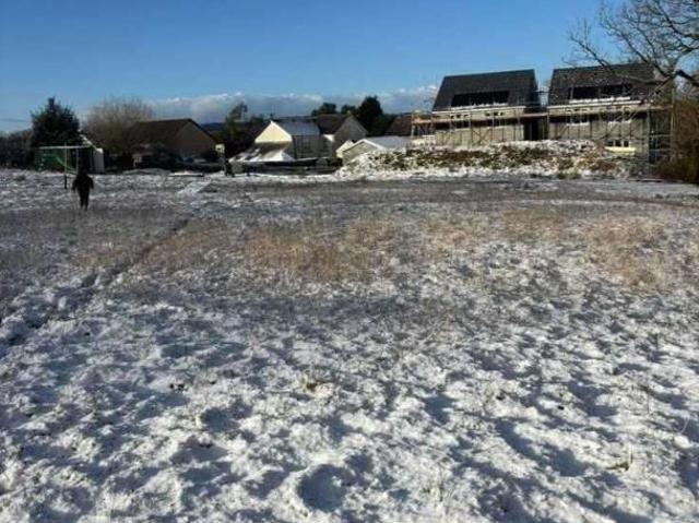 House for sale in Llannon, Tumble
