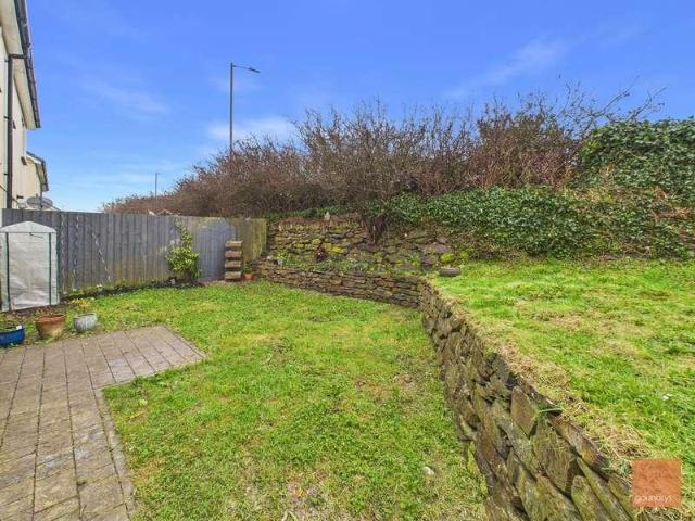 House for sale in Mount Ambrose, Cornwall
