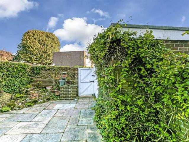 House for sale in Red Hill, Surrey
