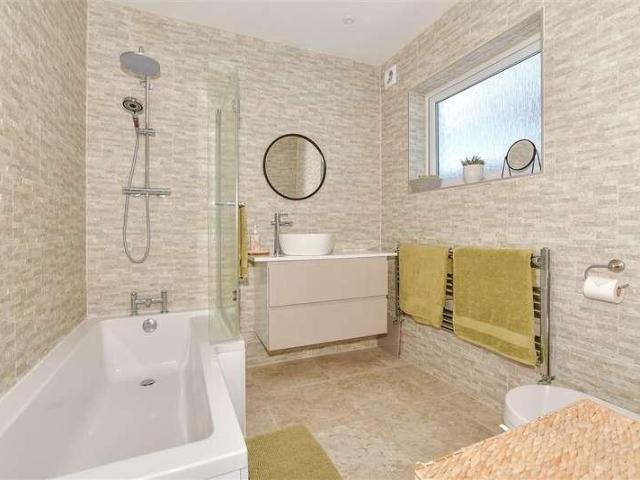 House for sale in Hampton, The Bridge