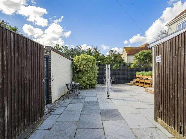 House for sale in Seaford, Iford