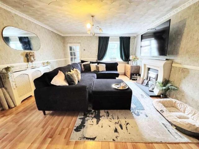 House for sale in Calderstones