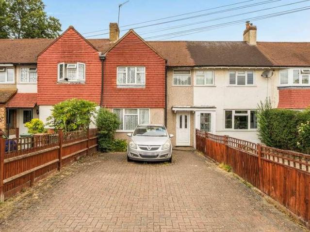 House for sale in Worcester Park, Greater London