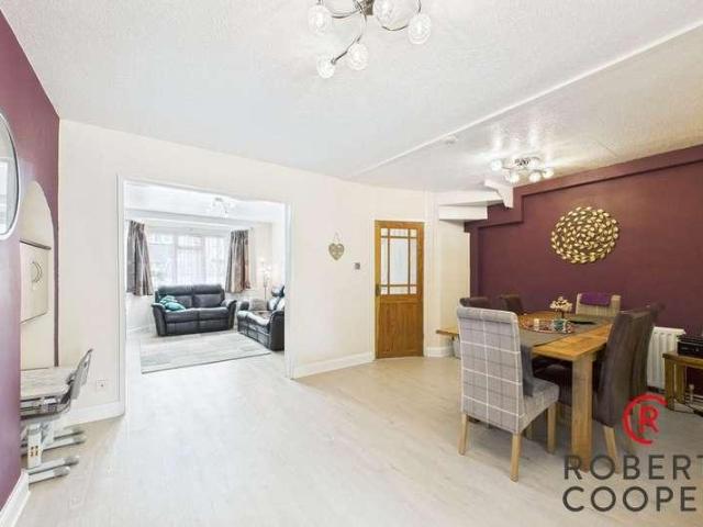 House for sale in Greater London