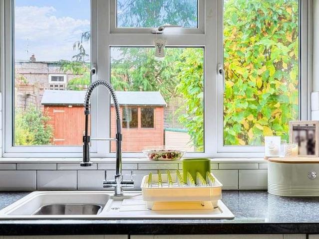 House for sale in Chiddingfold, Waverley
