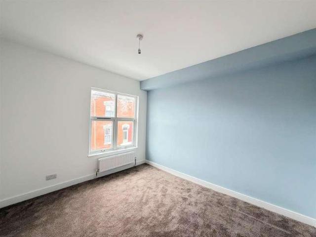 House for sale in Spinney Hills, Old Wharf