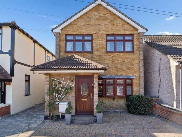 House for sale in Greater London