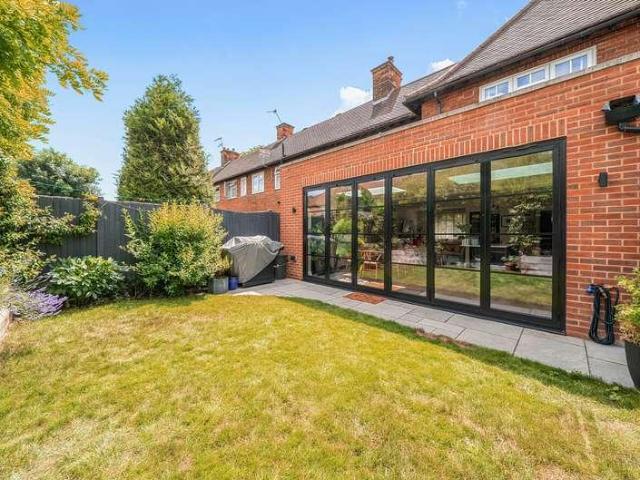 House for sale in Shepherd's Bush, Greater London