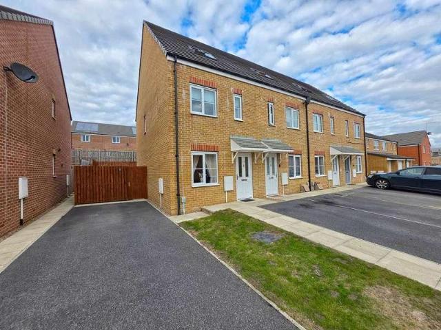 House for sale in Wombwell, South Yorkshire