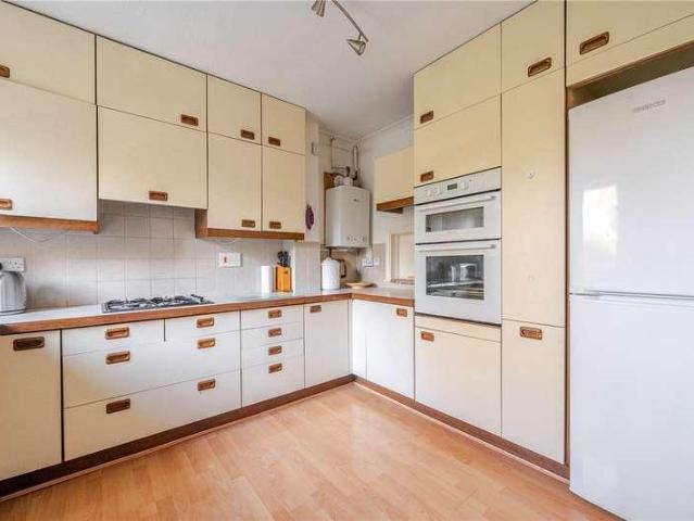 House for sale in Fole, Surrey