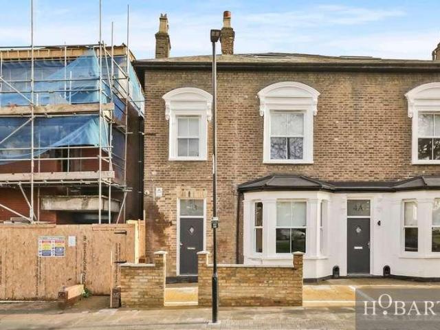 House for sale in Greater London