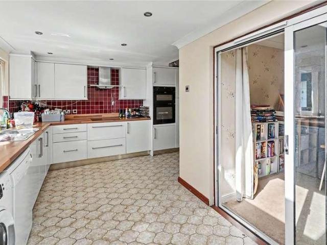 House for sale in New Catton, East Bank