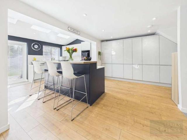 House for sale in Thurnby Lodge, Old Wharf