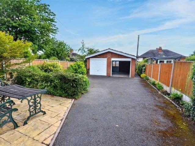 House for sale in Baswich, Staffordshire