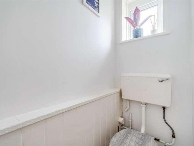 House for sale in Clayhall, Middlecroft