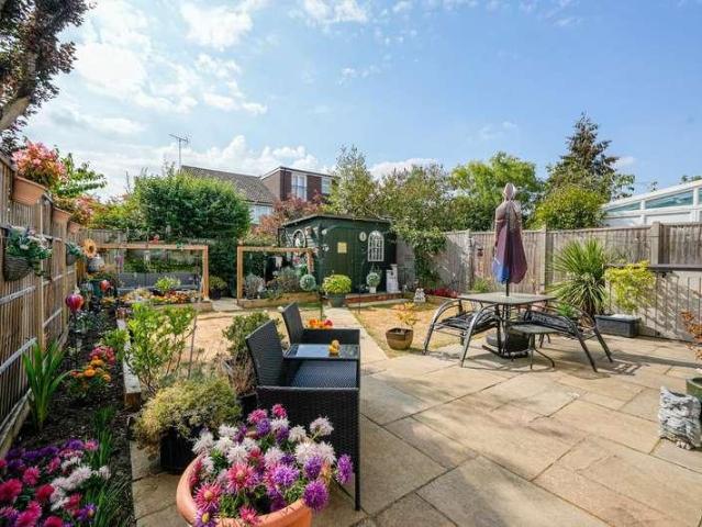 House for sale in Leighton-Linslade, Leighton Buzzard