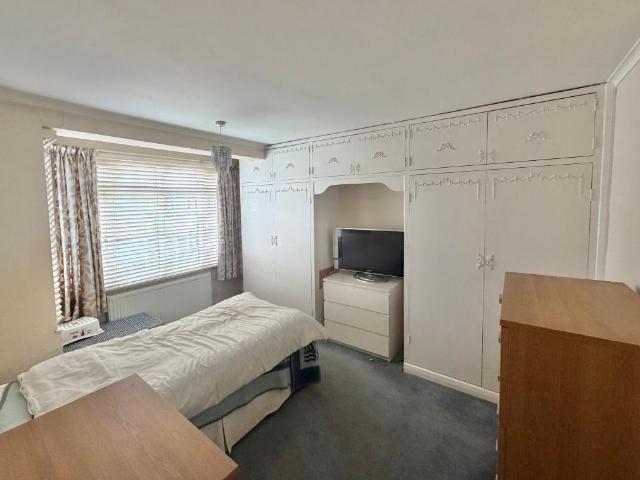 House for sale in Aveley, Essex
