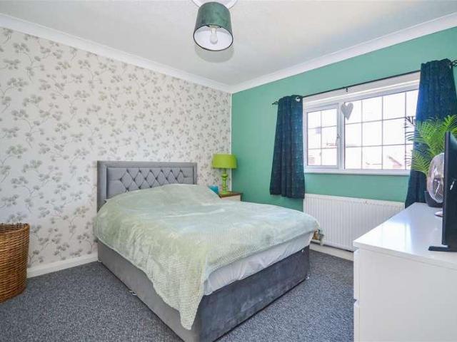 House for sale in Hopetown, Wakefield