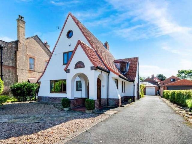 House for sale in Hallcroft, Costhorpe