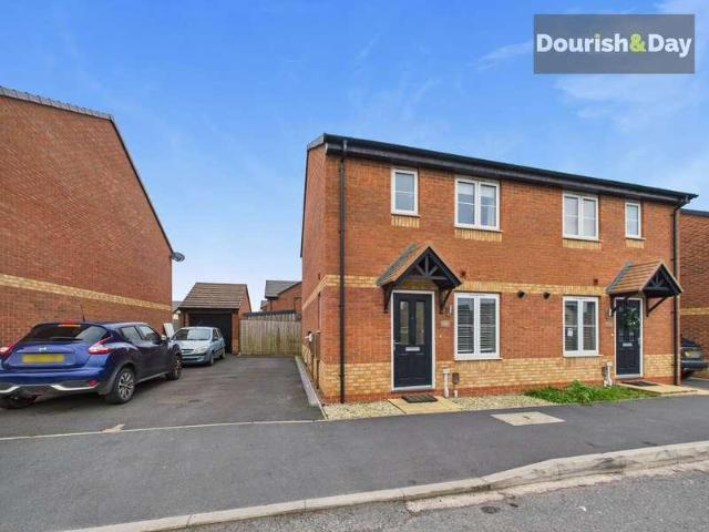House for sale in Creswell, Baswich