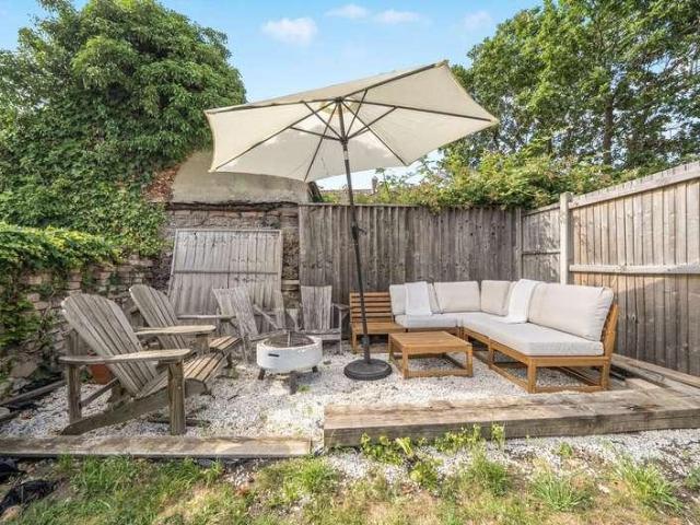 House for sale in London Borough of Croydon, Greater London