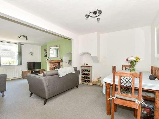 House for sale in Uckfield, Cross In Hand