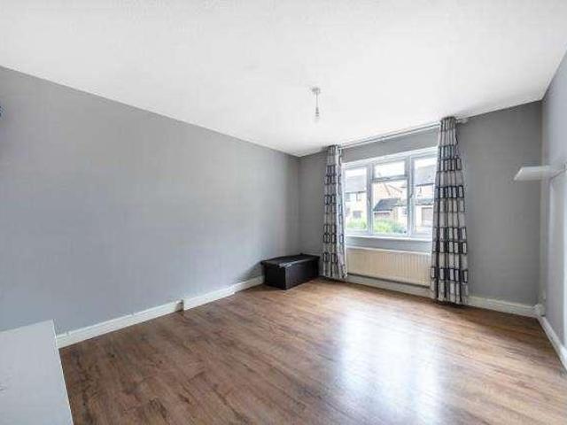 House for sale in The Slade, Oxfordshire