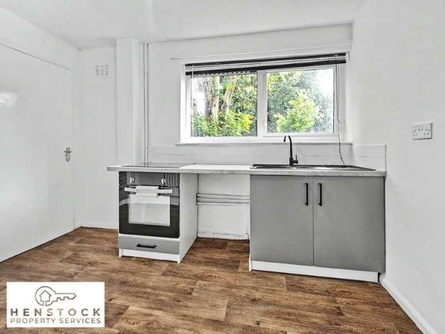 House for sale in Rhodes, Burnedge