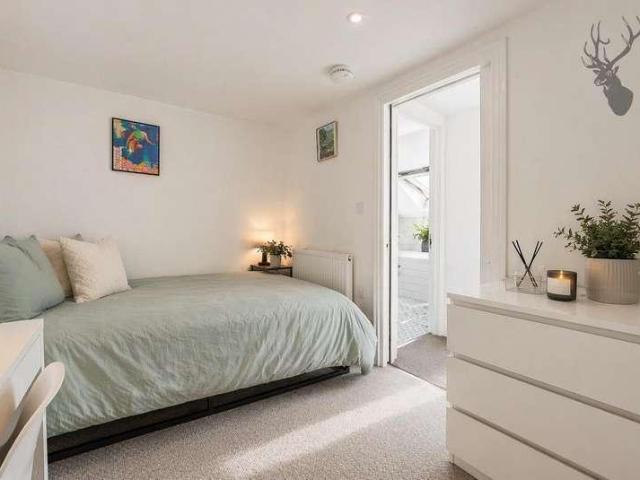 House for sale in West Ham, Greater London