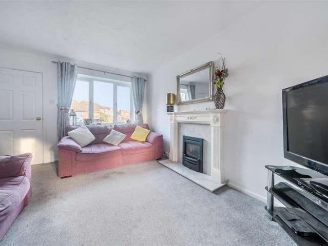 House for sale in Lee-on-the-Solent, Middlecroft