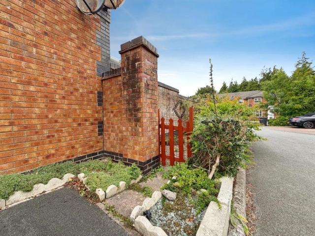 House for sale in Feckenham, City Of Bristol