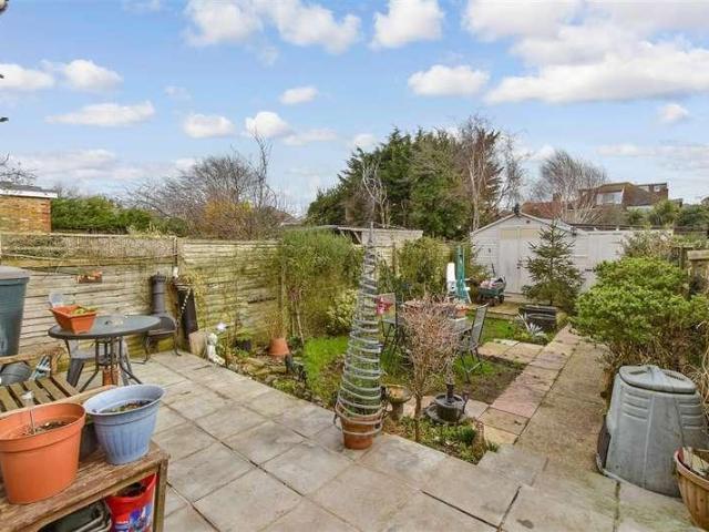 House for sale in Middle Deal, Ash