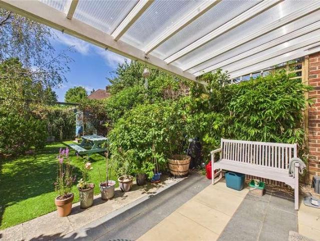 House for sale in Basildon, Upper Basildon
