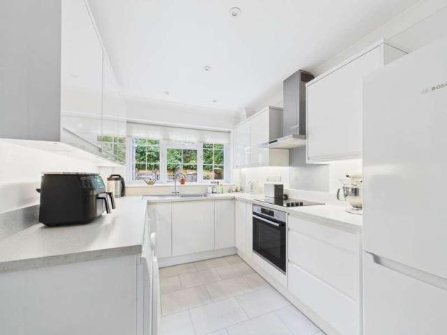 House for sale in Tower Hill, Horsham