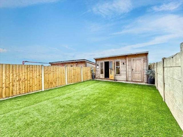House for sale in Underwood, East Midlands