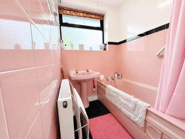 House for sale in Staincross, South Yorkshire