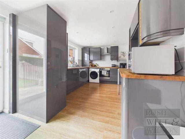 House for sale in Pebsham, Heathlands