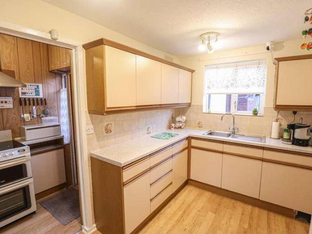 House for sale in Raffles
