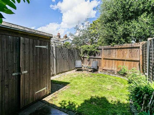 House for sale in Norbiton, Greater London