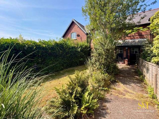 House for sale in Roby Mill, Lancashire