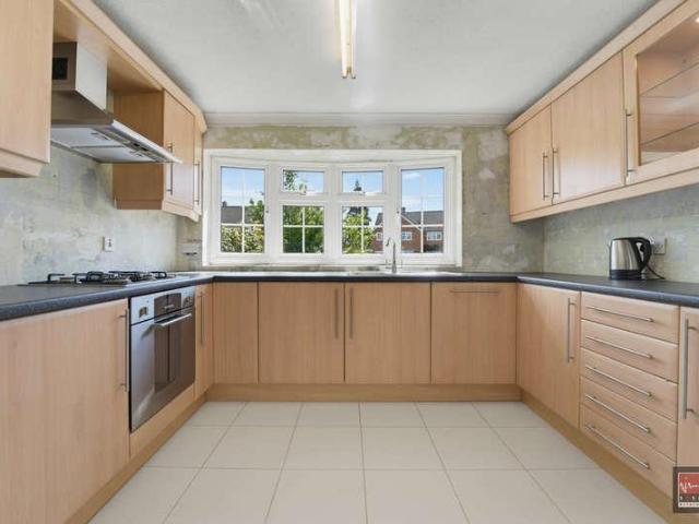 House for sale in Lower Halliford, Surrey