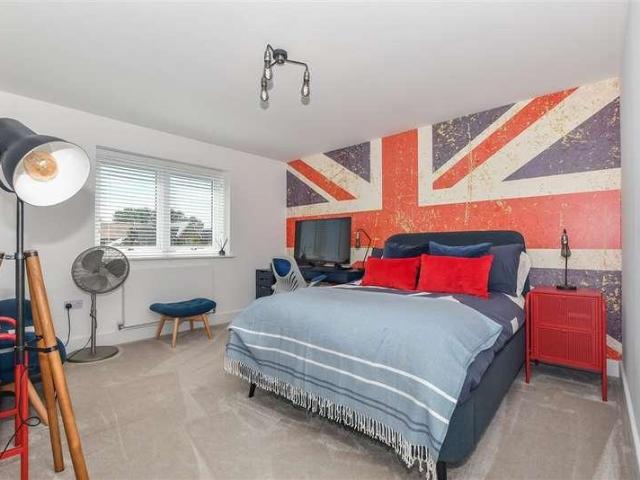 House for sale in Folkestone, Kent
