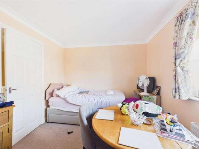 House for sale in Alverton, East Midlands